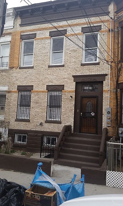 1st image of 10439 164th St