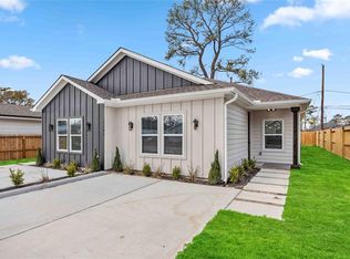 2446 Carmel St #B, Houston, TX 77091