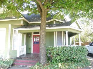 916 N Main St, Cleburne, TX 76033