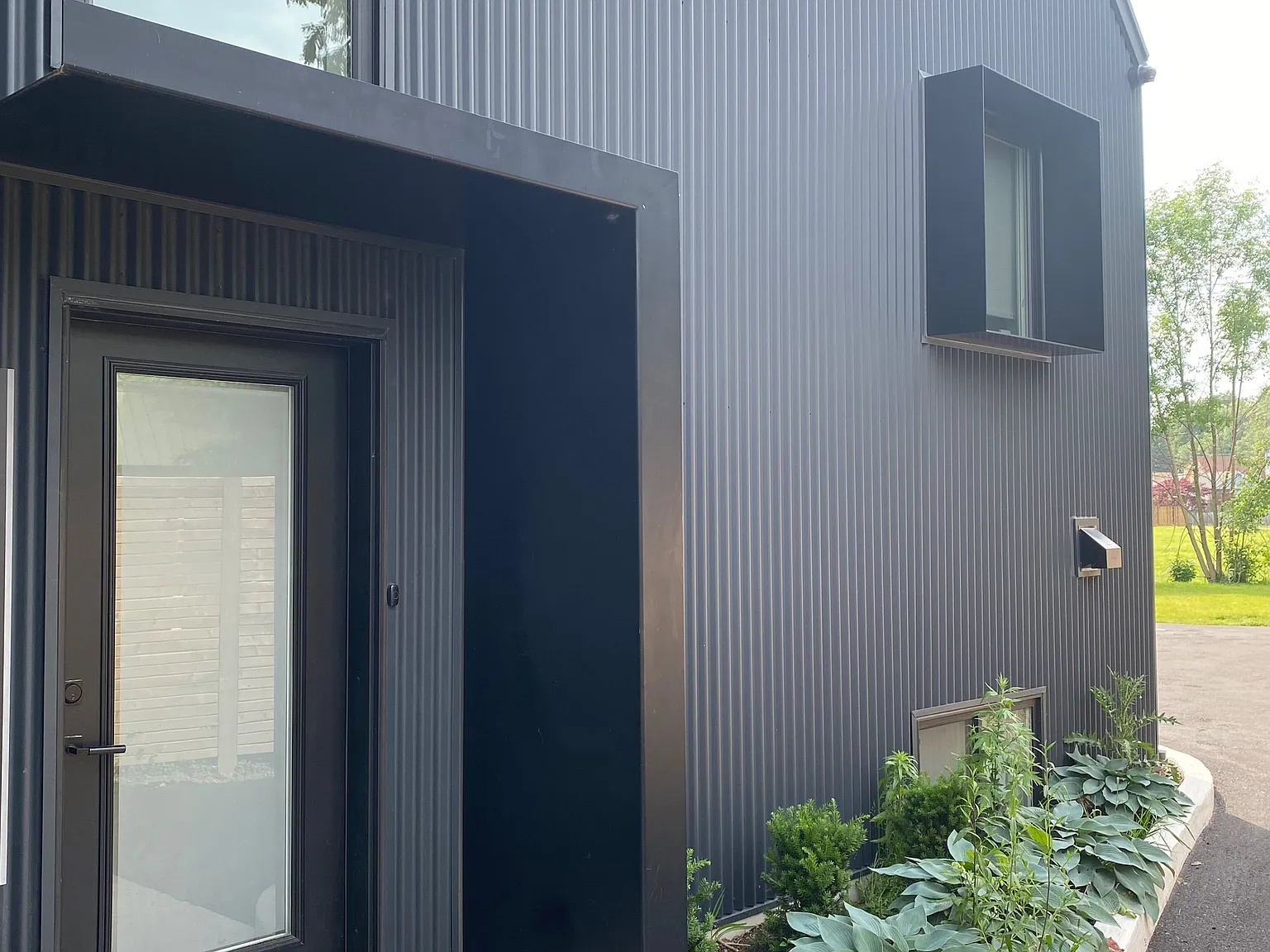 2 bed, $2,200 — Photo 3