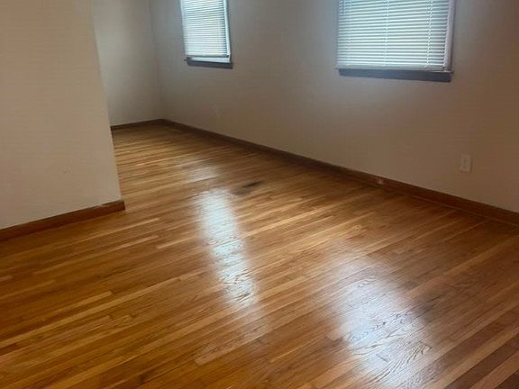 5th image of 2337 Maclin Cir