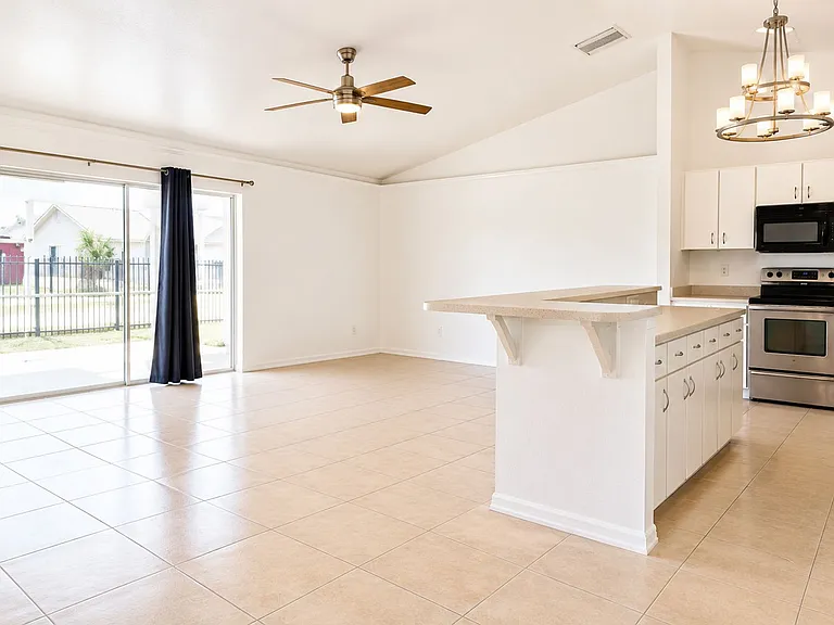 4714 Skyline Blvd — Photo 24