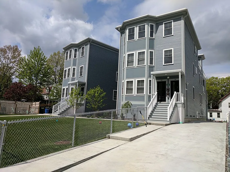 16 Fern St #1 — Photo 15