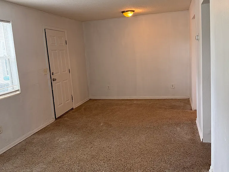 745 Bellevue Ave #1 — Photo 11