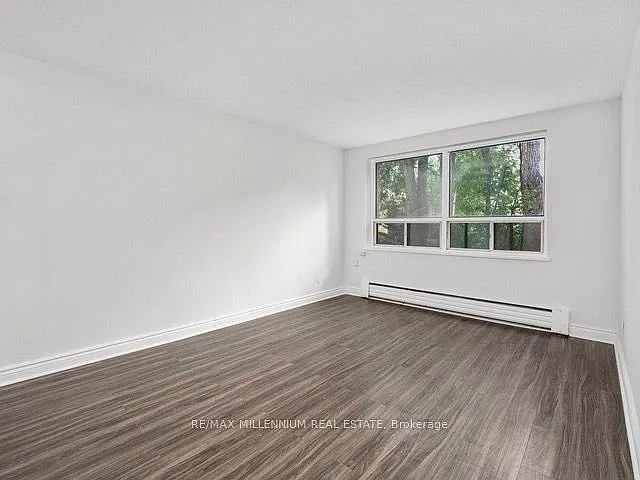 250 Frederick St #1403 — Photo 2