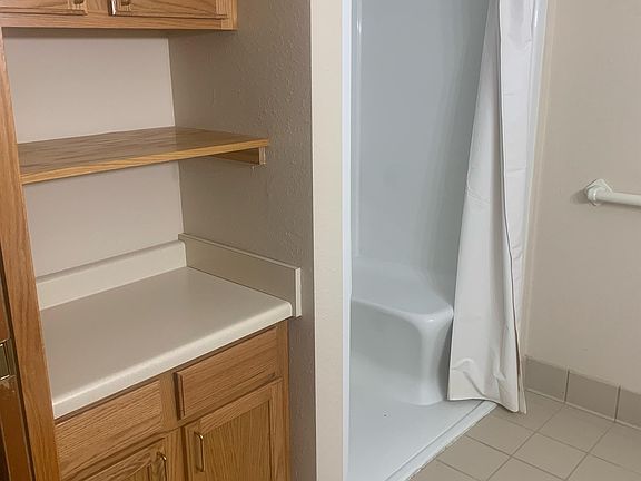3rd image of 150 Poppe Dr #4