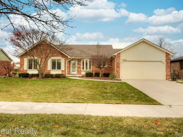 36066 Howell Ave, Livonia, MI 48154