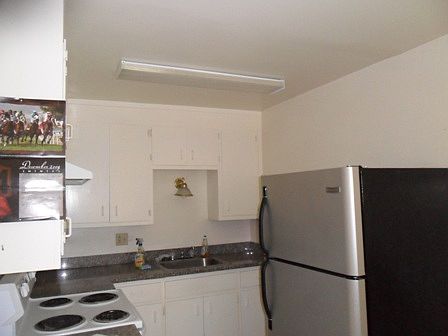 3rd image of 2131 Stanton Ave APT E