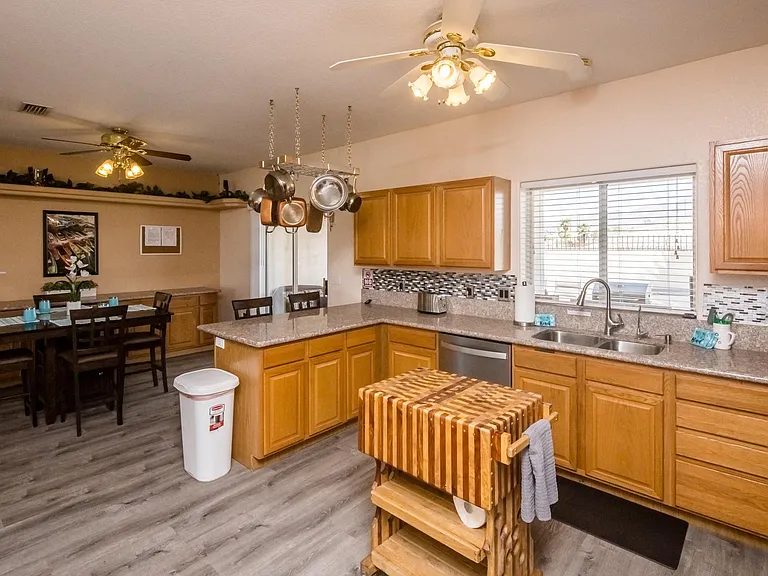 784 Cactus Dr — Photo 38
