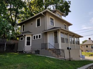 915 S 41st St, Omaha, NE 68105
