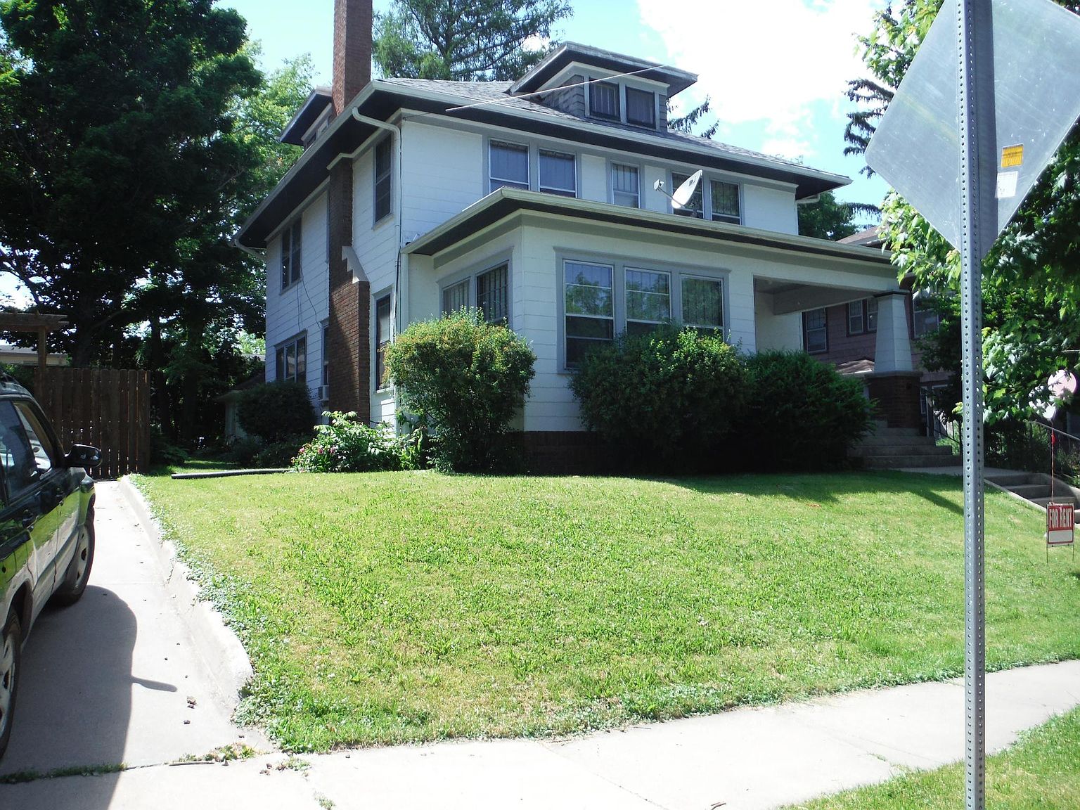 117 S Summit St, Iowa City, IA 52240 Zillow