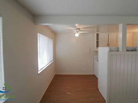 3rd image of 1137 Roewill Dr Unit 2