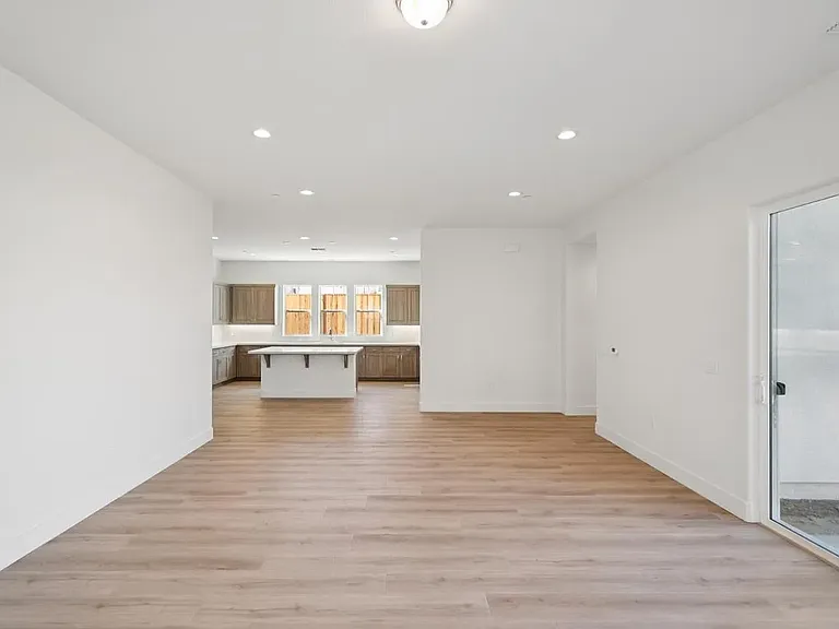 605 Santa Ynez Way — Photo 23
