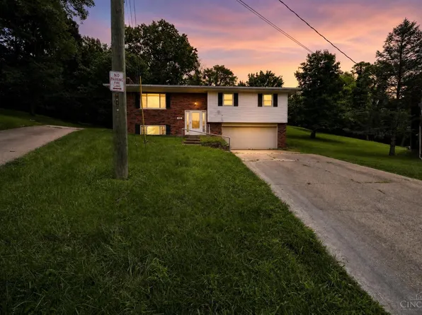55 Jackson Dell Ct, Cleves, OH 45002