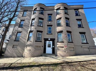 94 Prospect St #1R, Chicopee, MA 01013