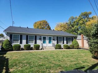211 Burke Dr, Mason, OH 45040