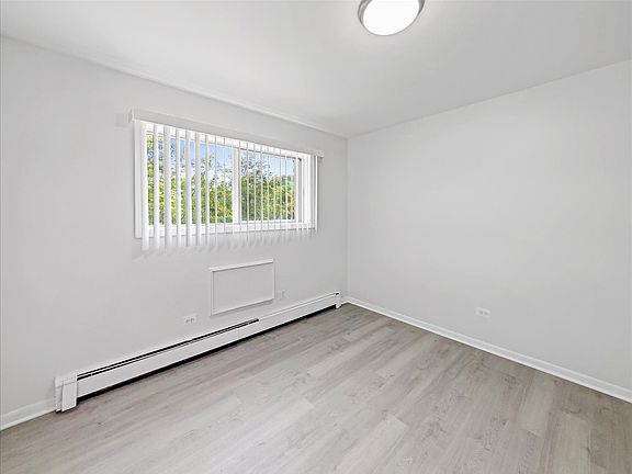 5th image of 700 McKinley Ave #206