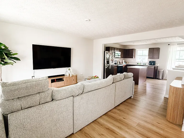 3553 Conifer Cir — Photo 8