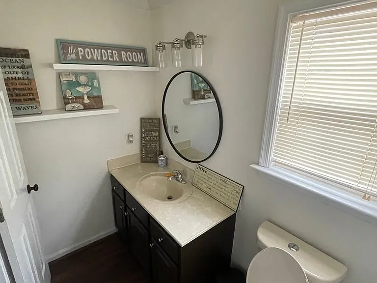 1117 Chipping Ct — Photo 6