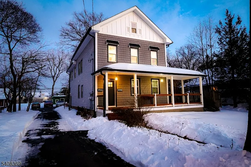 Building Photo - 655 E Passaic Ave #2