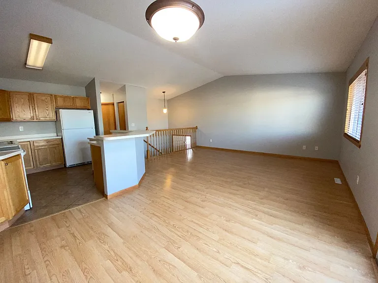 2570 Amber Valley Ct S — Photo 11