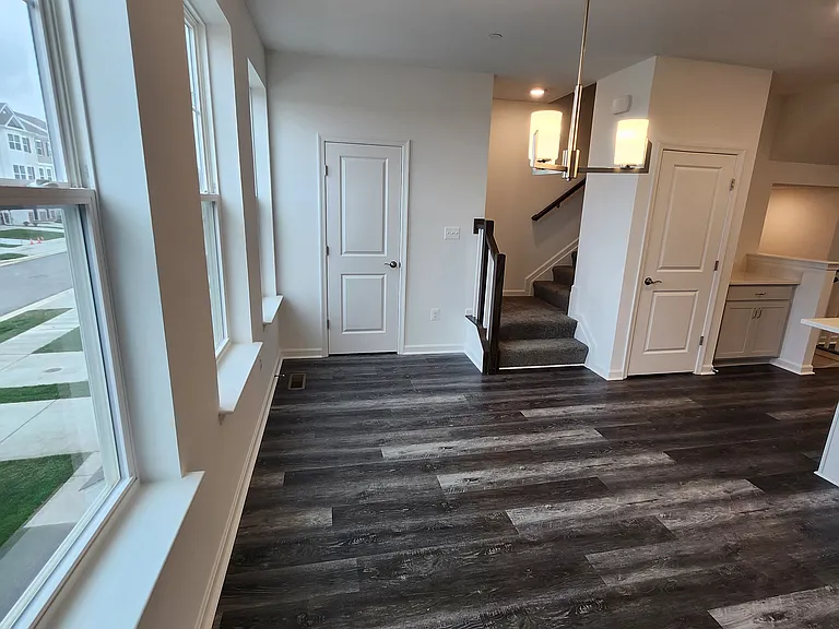 5914 Monk Ave — Photo 8