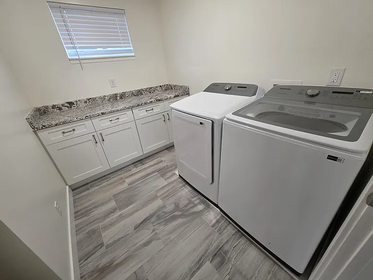 6662 S Highland Dr — Photo 15