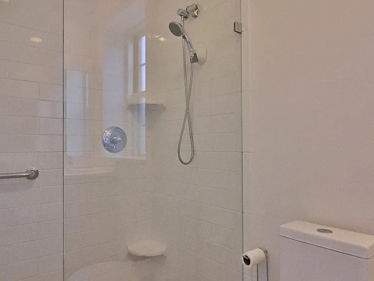 141 Beaconsfield Rd #3 — Photo 20