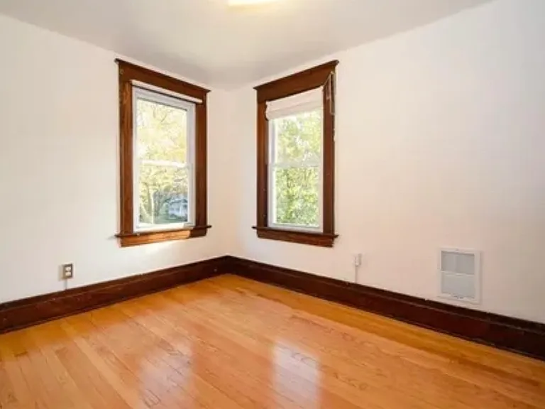 740 Grand Ave — Photo 23
