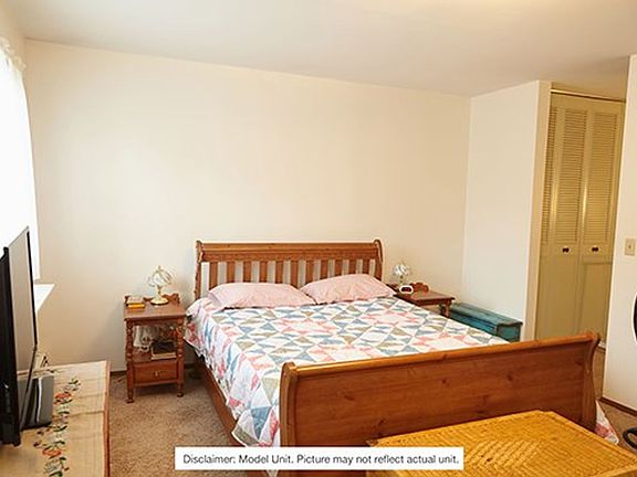 5th image of 1420 N Wisconsin St APT 206