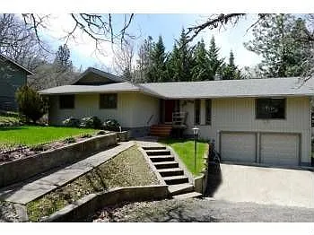 565 Wrights Creek Dr photo 1