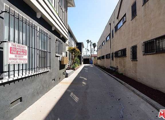 4th image of 228 S Harvard Blvd APT 8