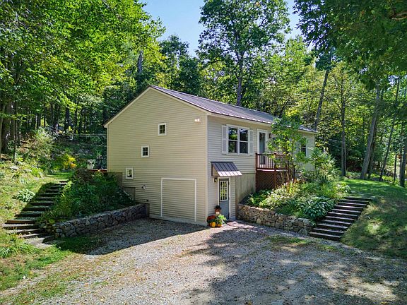 3rd image of 34 Cataldo Road