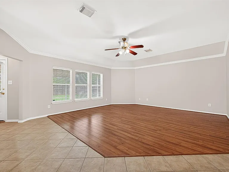 1646 Martin Lake Dr — Photo 26