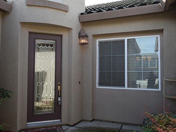 2nd image of 16210 Sheltered Cove Cir