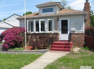 26 Wall St, Farmingdale, NY 11735