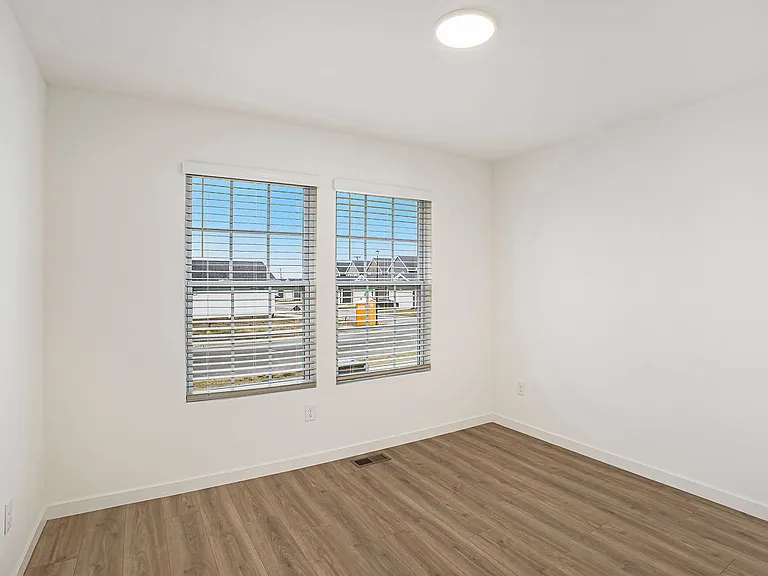 1910 Constantine Ct — Photo 19