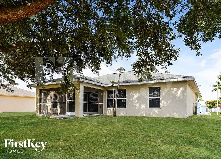 1211 NW 12th Pl — Photo 15