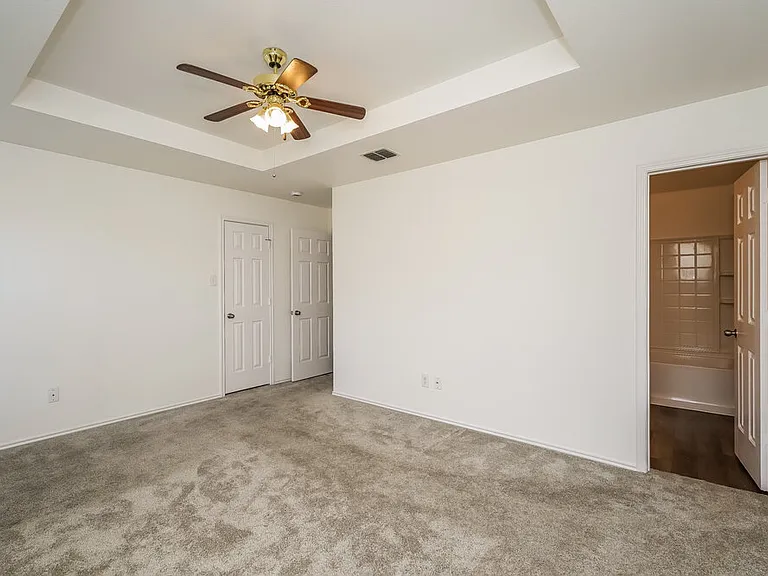 5328 Lava Rock Dr — Photo 11
