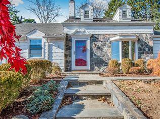 39 Thornbury Rd, Scarsdale, NY 10583