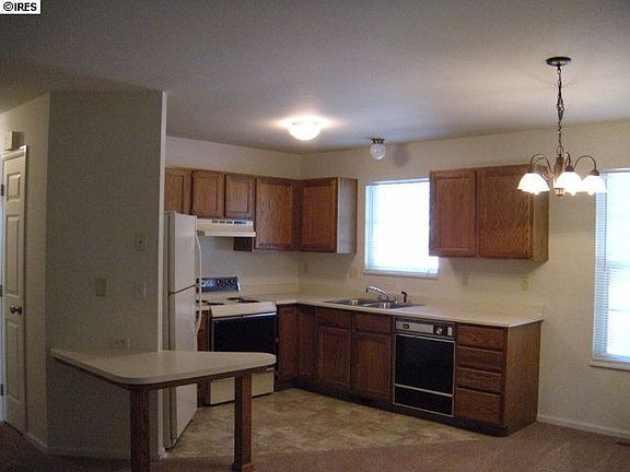 4th image of 1980 Welch St Unit 36