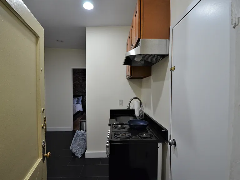 59 Westland Ave #44 — Photo 2