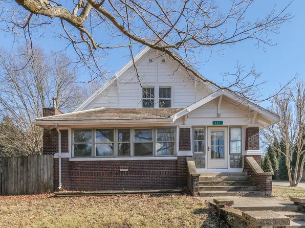 301 N Main St, Carthage, IN 46115