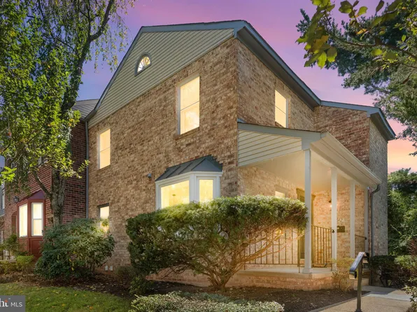 7542 Coddle Harbor Ln, Potomac, MD 20854