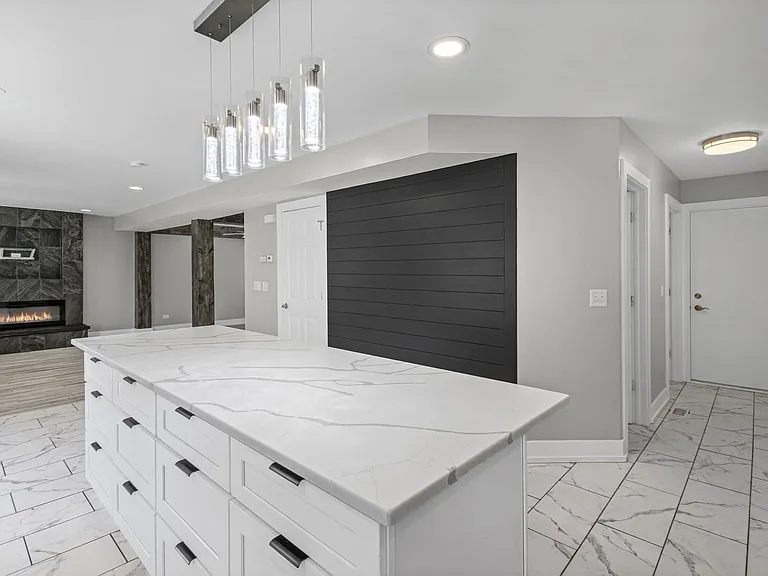 5117 Woodmere Ct — Photo 9