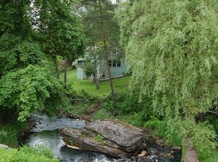 1 Undermountain Rd, Egremont, MA 01230