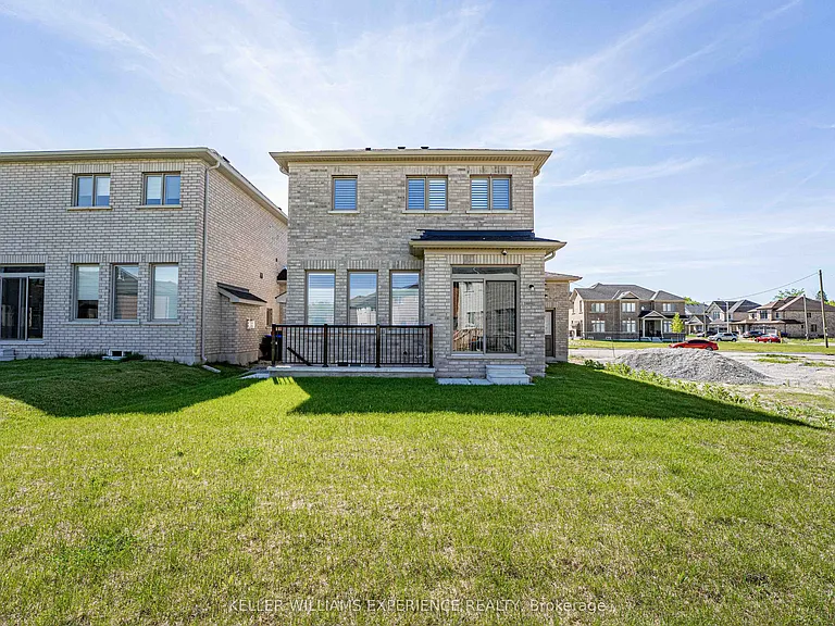 75 Wakefield Blvd — Photo 19