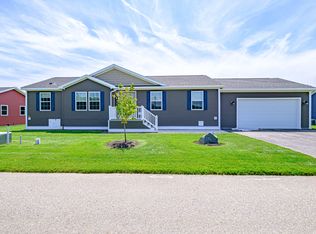 9 Colony Way, Kittery, ME 03904