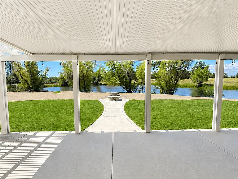 21789 Seven Lakes Ln — Photo 1