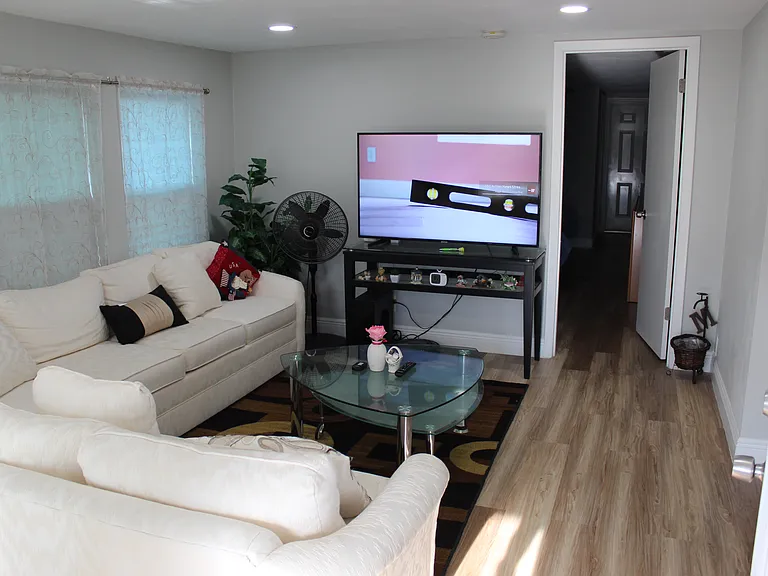 1925 Speck Dr — Photo 13